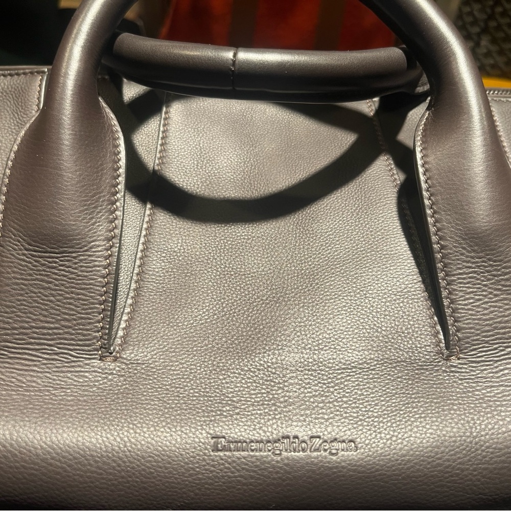 Ermenegildo Zegna Dark Brown Grained Leather Holdall - Picture 6 of 13